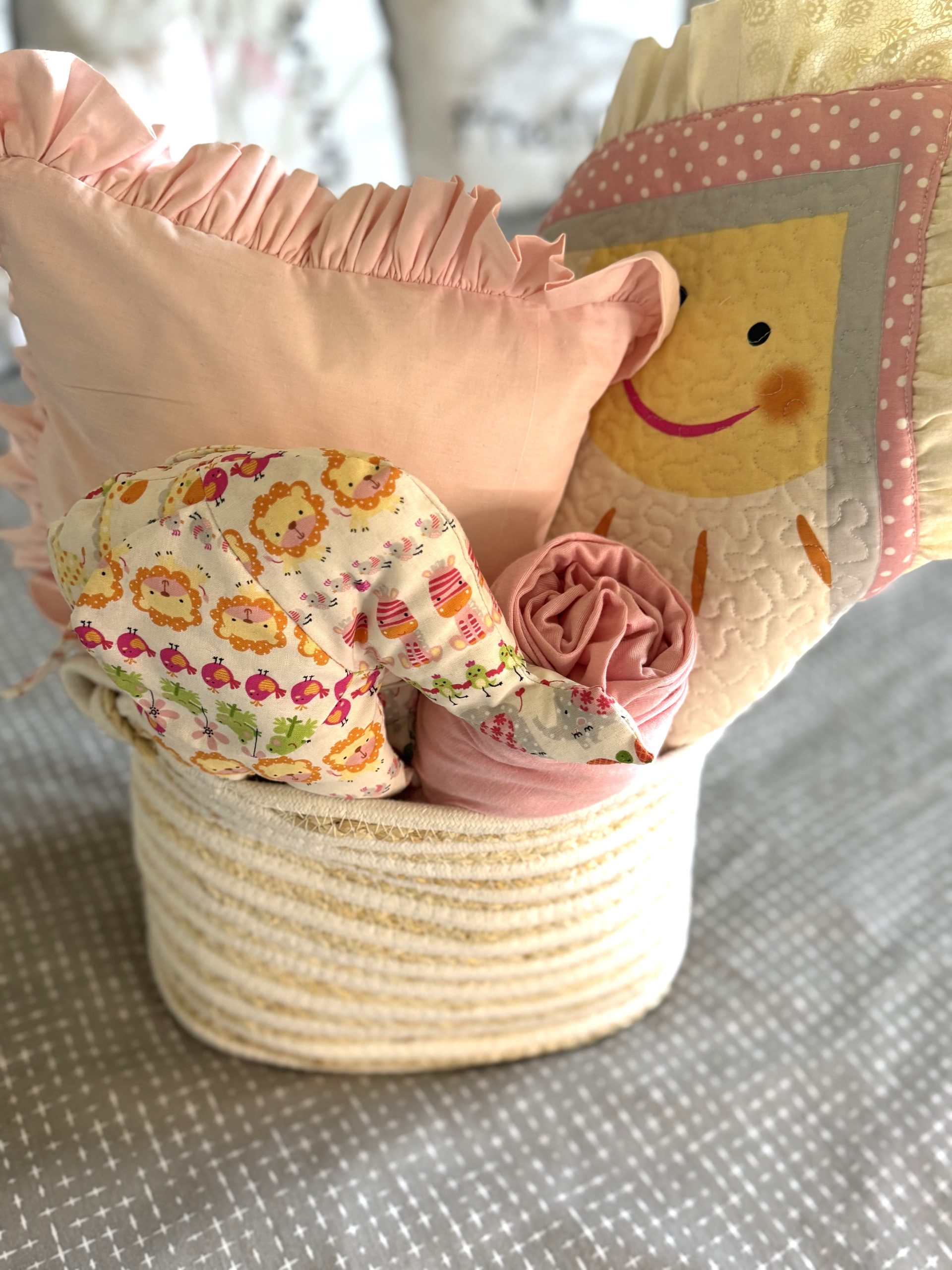 Pink Frills Comforter set Basket